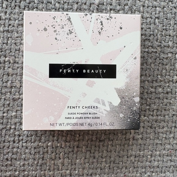 Fenty Beauty Cheeks Suede Powder Blush – Bubble Bands (Shimmering Hot Pink) - Picture 10 of 13